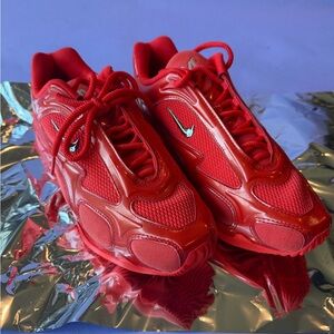 Nike Vibrant Red Sneakers with Teal Accents